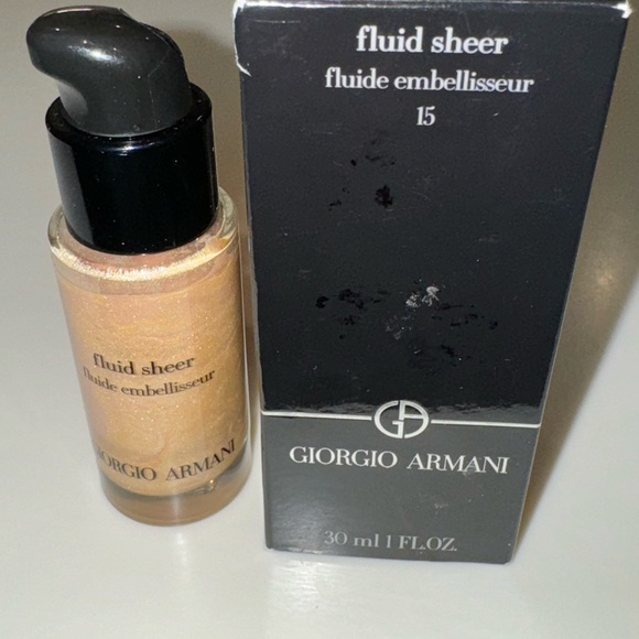 Giorgio Armani Gold Highlighter Makeup - Picture 2 of 4